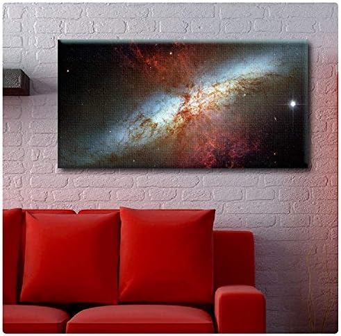 Alonline Art - Nasa Starburst Galaxy Messier 82 M82 מאת Space Galaxy | מסגרים מתוחים ממוסגרים על